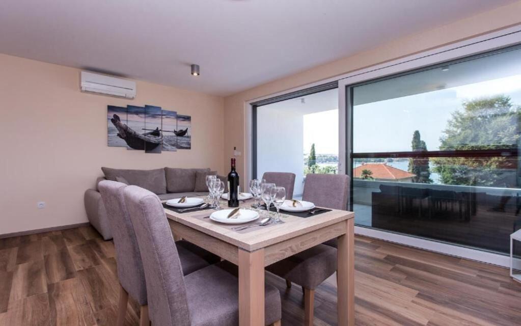 Apartments Marina Malinska Zewnętrze zdjęcie